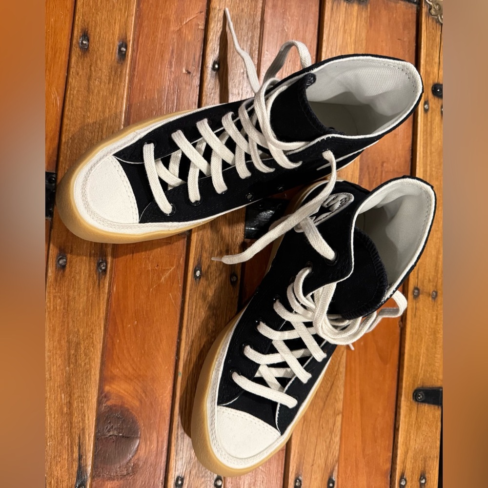 Converse Black High Top Sneakers with Gum Sole - Picture 10 of 10